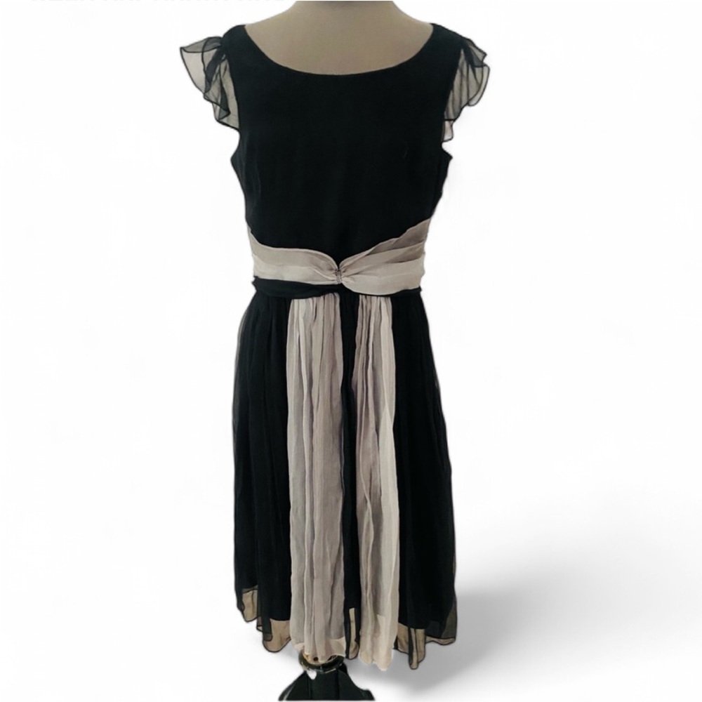 BETSEY JOHNSON BLACK AND GRAY CHIFFON 100% SILK SHORT SLEEVE PARTY DRESS SIZE 10